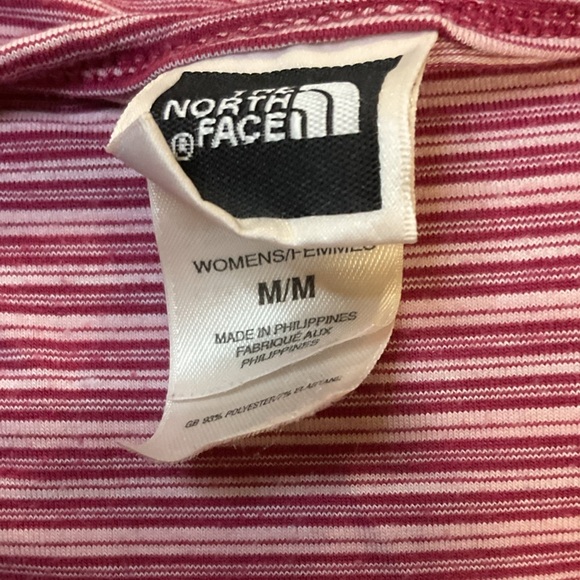 The North Face Striped Purple T-shirt pink short sleeve - Picture 3 of 5